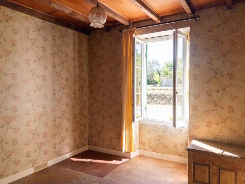 French property for sale in Bonnes, Charente - €130,000 - photo 2