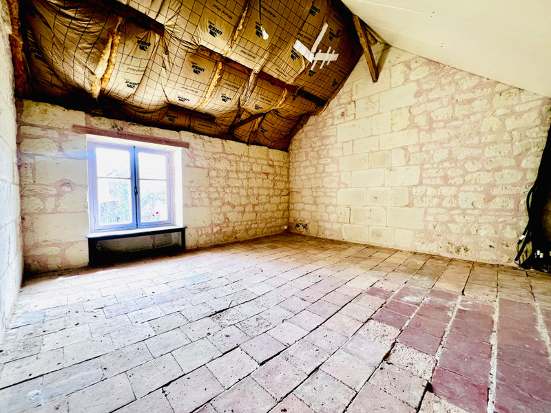 French property for sale in Chinon, Indre-et-Loire - €172,800 - photo 5