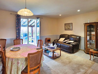 Maison à vendre à Chabanais, Charente - 109.000 € - photo 4