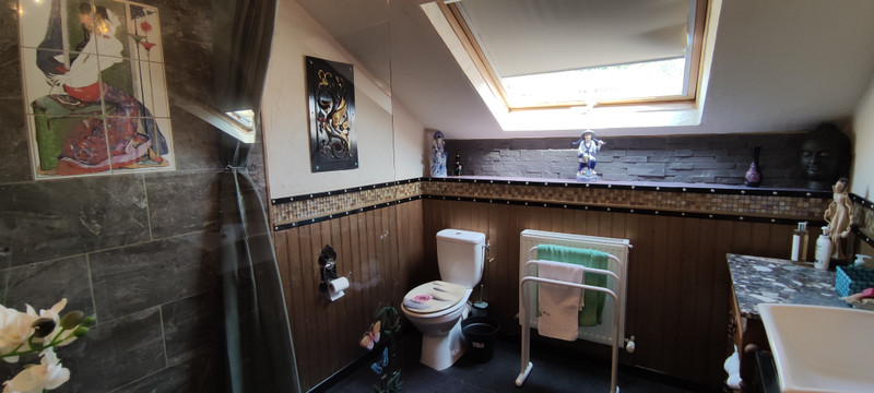 French property for sale in Sourdeval, Manche - €137,800 - photo 9