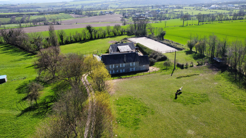 Propriété à vendre à Cahagnes, Calvados - 748 000 €