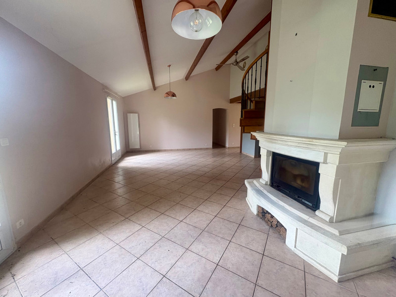 French property for sale in Saint-Estèphe, Dordogne - €315,000 - photo 3