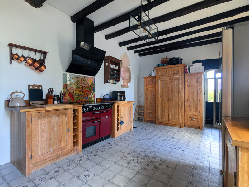 French property for sale in Thiviers, Dordogne - €679,000 - photo 6