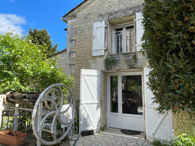 French property for sale in Rouillac, Charente - €390,000 - photo 7