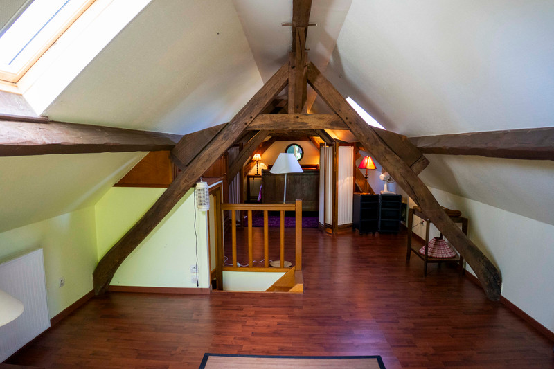 French property for sale in Romescamps, Oise - €274,000 - photo 9