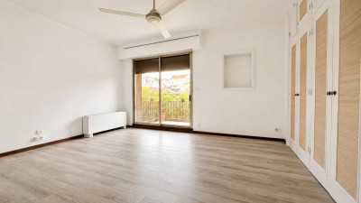 apartment for sale in Vaucluse