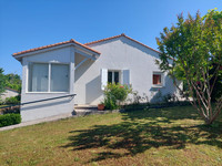 Maison à vendre à Dignac, Charente - 199.900 € - photo 2