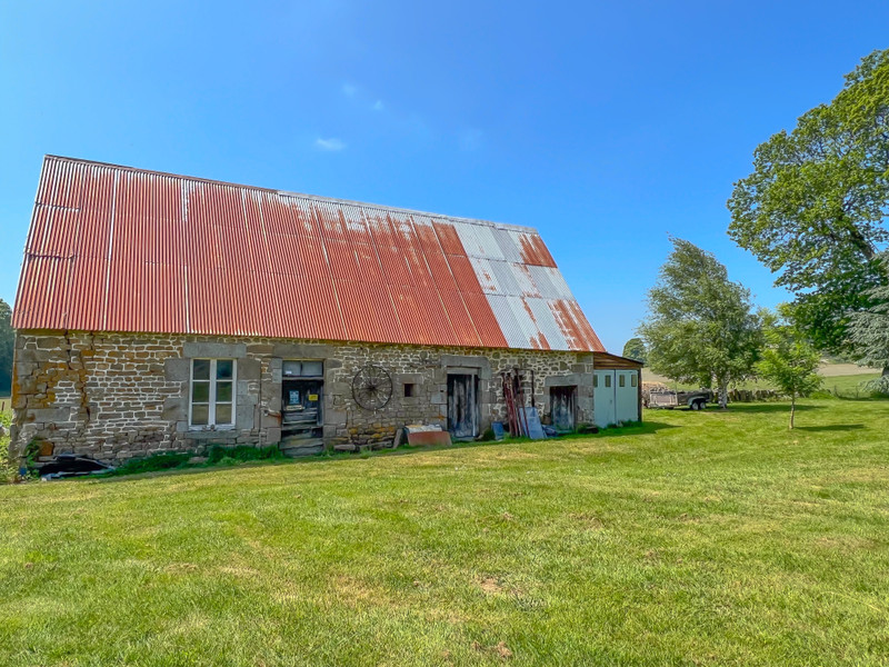 House for sale in Vire Normandie Calvados Stone house for complete