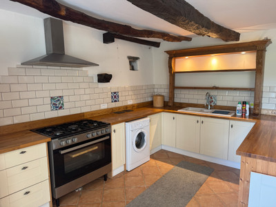 French property for sale in Saint-Mayeux, Côtes-d'Armor - €130,800 - photo 2