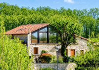 Propriété à vendre à Fontenille, Charente - 189 000 € - photo n°1