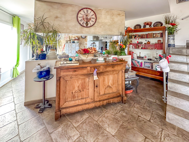 French property for sale in Sault, Vaucluse - €567,000 - photo 3