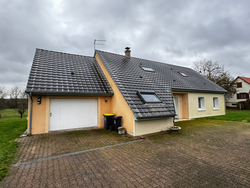 French property for sale in Moulins-sur-Yèvre, Cher - €252,688 - photo 0