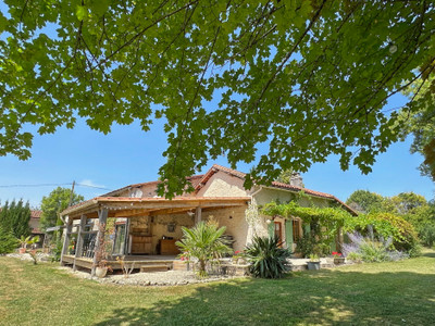 French property for sale in Juignac, Charente - €675,000 - photo 12