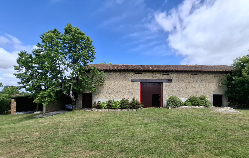 French property for sale in Saint-Mathieu, Haute-Vienne - €371,000 - photo 14