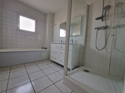 French property for sale in Talence, Gironde - €489,000 - photo 5