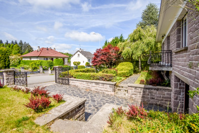 French property for sale in Bugeat, Corrèze - €195,000 - photo 1