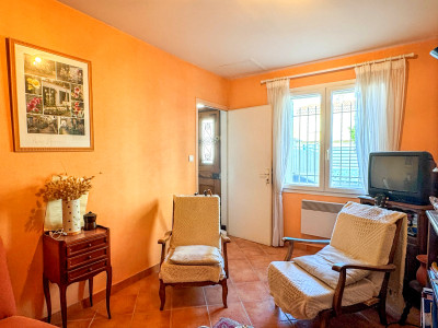 French property for sale in Nyons, Drôme - €205,000 - photo 9