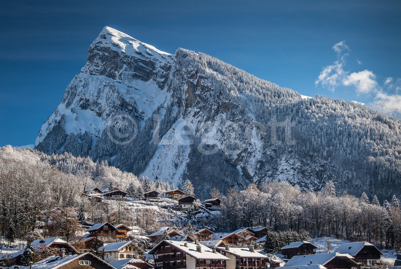 Ski property for sale in Samoens - €407,000 - photo 2