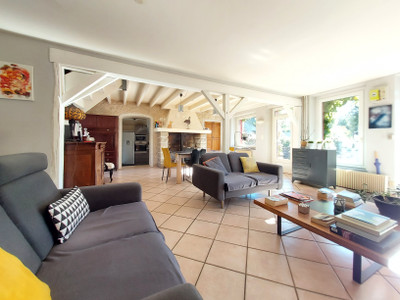 French property for sale in Échassières, Allier - €349,800 - photo 2