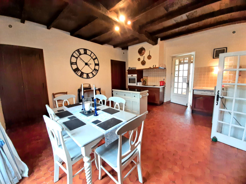 French property for sale in Cherval, Dordogne - €267,500 - photo 2