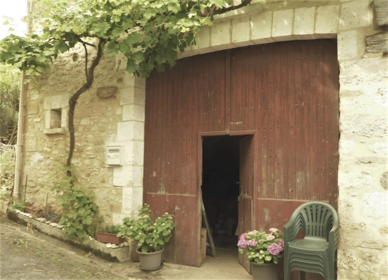 French property for sale in Saint-Martial-de-Valette, Dordogne - &#8364;81,000 - photo 10