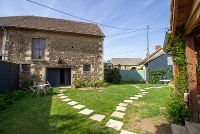 French property for sale in Antogny-le-Tillac, Indre-et-Loire - €267,500 - photo 13