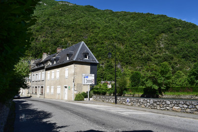 Maison à vendre à ST BEAT, Haute-Garonne, Midi-Pyrénées, avec Leggett Immobilier