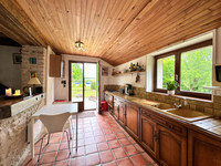 Maison à vendre à Val-d'Auge, Charente - 189.000 € - photo 4