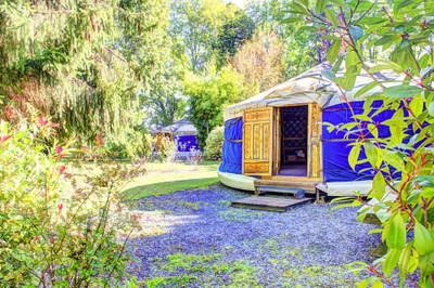 GîTE & EVENTS BUSINESS NEAR PAU! MAISON-DE-MAÎTRE WITH 2 GÎTES + 3 YURTS + WEDDINGS, SEMINARS, RETREATS...