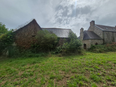 French property for sale in Pédernec, Côtes-d'Armor - €424,000 - photo 2
