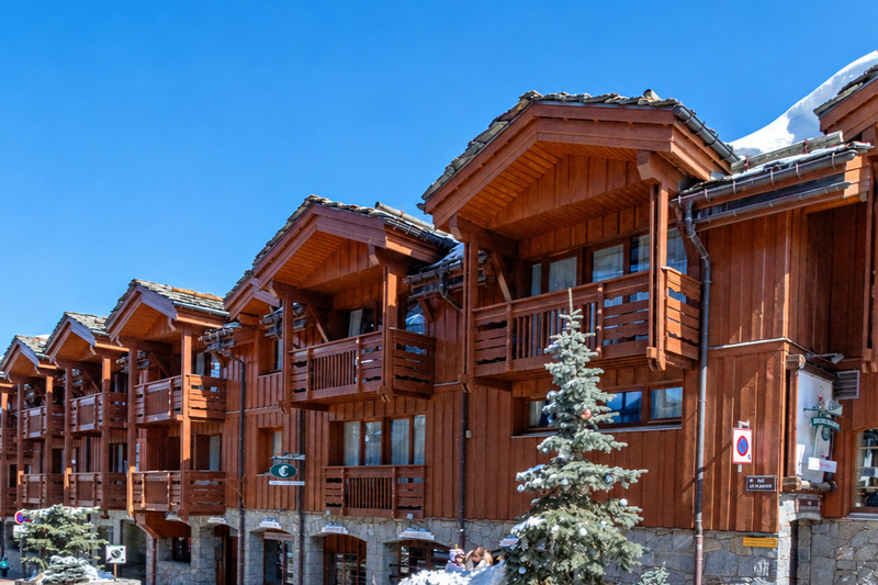 French property for sale in Courchevel, Savoie - €1,485,000 - photo 13