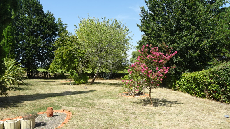 French property for sale in Villetoureix, Dordogne - €269,000 - photo 2