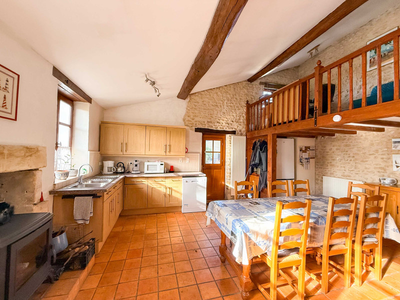 French property for sale in Moragne, Charente-Maritime - €448,000 - photo 7