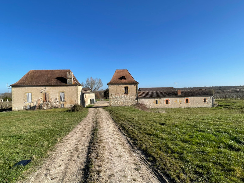 French property for sale in Bergerac, Dordogne - &#8364;750,480 - photo 4