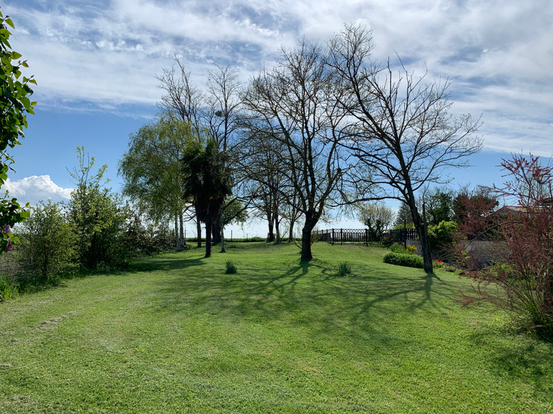 House for sale in Messac CharenteMaritime Beautiful character