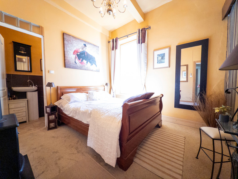 French property for sale in Magalas, Hérault - €275,000 - photo 7