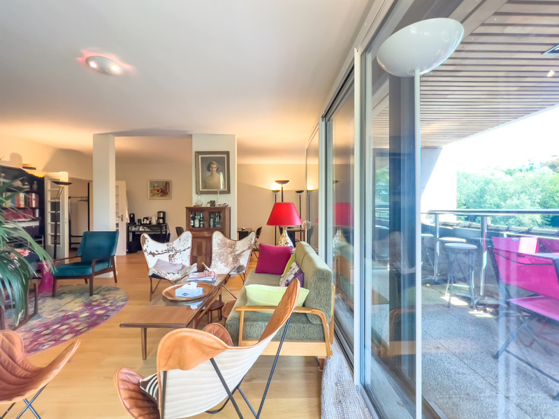 French property for sale in Levallois-Perret, Hauts-de-Seine - €1,500,000 - photo 3