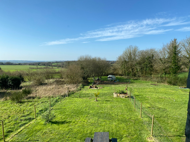 French property for sale in Lohuec, Côtes-d'Armor - €77,000 - photo 1