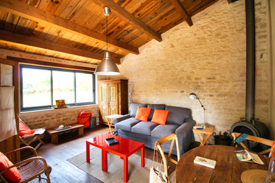 French property for sale in Fontaine-Chalendray, Charente-Maritime - €149,900 - photo 4