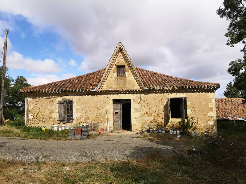French property for sale in Crastes, Gers - €195,000 - photo 4