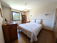 Maison à vendre à Caumont-sur-Durance, Vaucluse - 869.000 € - photo 4