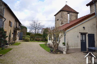French property for sale in Vézelay, Yonne - €349,500 - photo 5