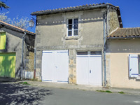Maison à vendre à Salles-Lavalette, Charente - 139.949 € - photo 3
