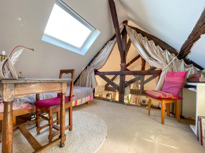 French property for sale in Villette, Yvelines - €349,000 - photo 4