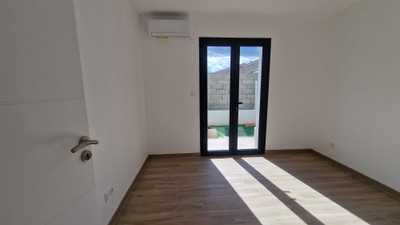 French property for sale in Olonzac, Hérault - €215,000 - photo 8