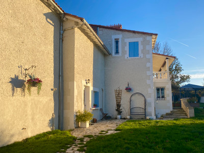 French property for sale in Ribérac, Dordogne - €1,059,470 - photo 1