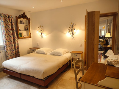 Remarkable house with separate apartment in gardens with heated salt pool, by the river. Sought after location