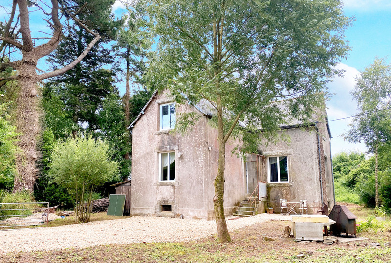 Maison à vendre à Poullaouen, Finistère - 97.900 € - photo 1