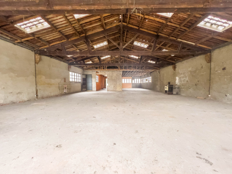 French property for sale in Angoulême, Charente - €185,000 - photo 3