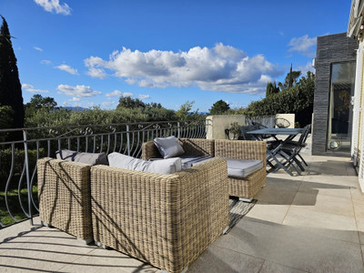 French property for sale in Fréjus, Var - €749,000 - photo 3